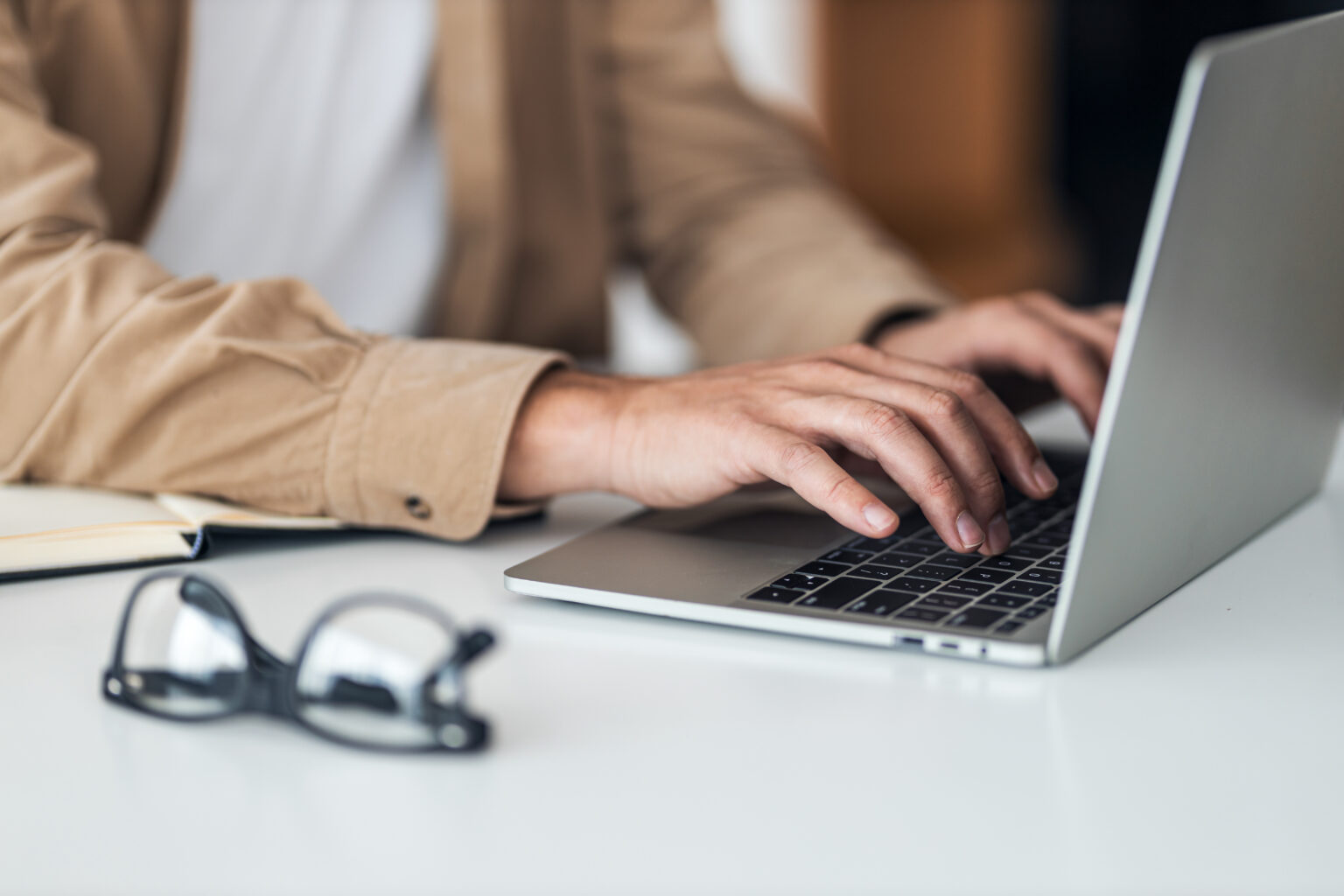 Professional Resume Writing Sydney - AdobeStock 485852234 1536x1024